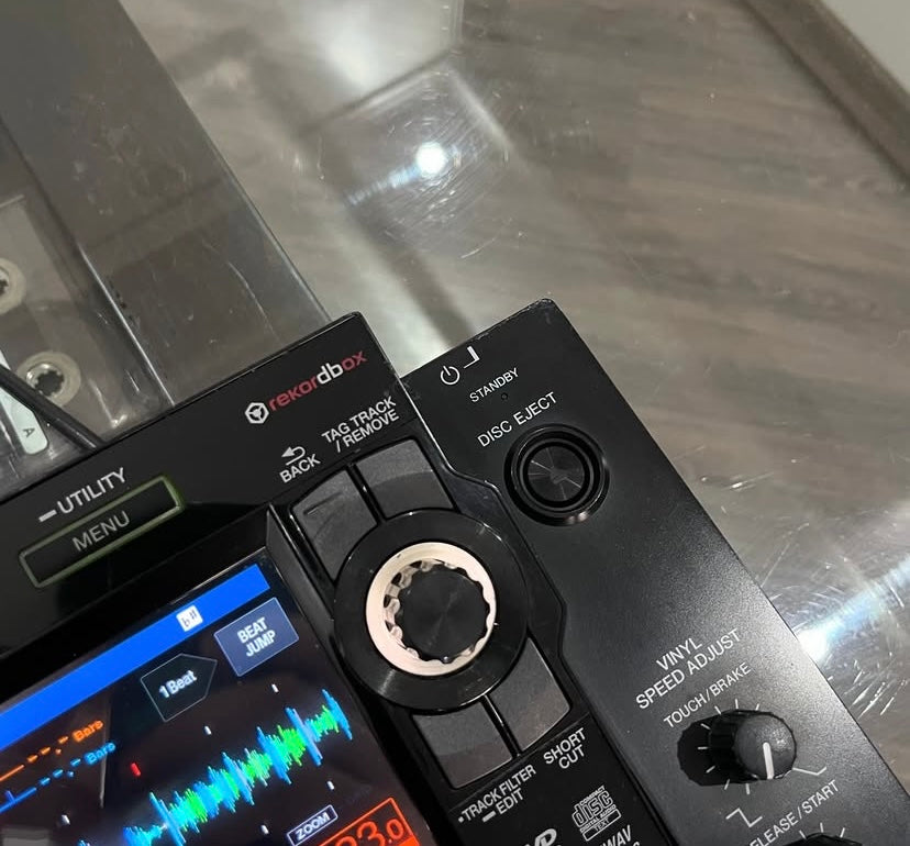 Pioneer CDJ-2000NXS2 Pair