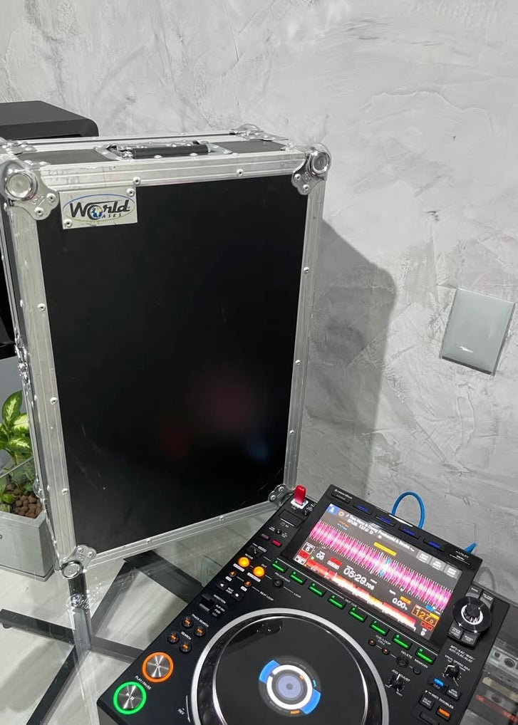 Pioneer CDJ-3000 players (Pair) + flightcases