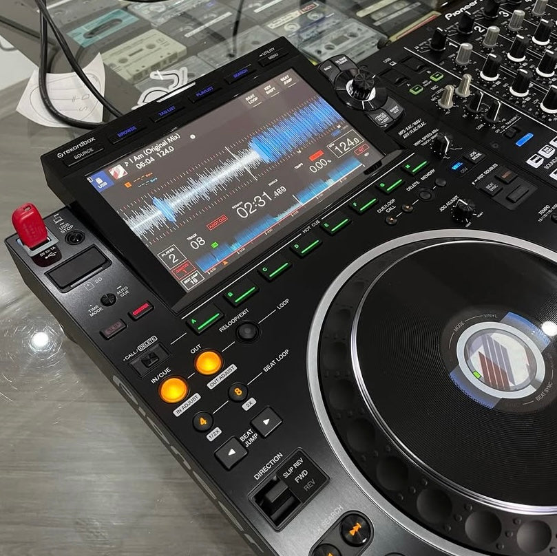 Pioneer CDJ-3000 Pair + DJM-900NXS2 Mixer