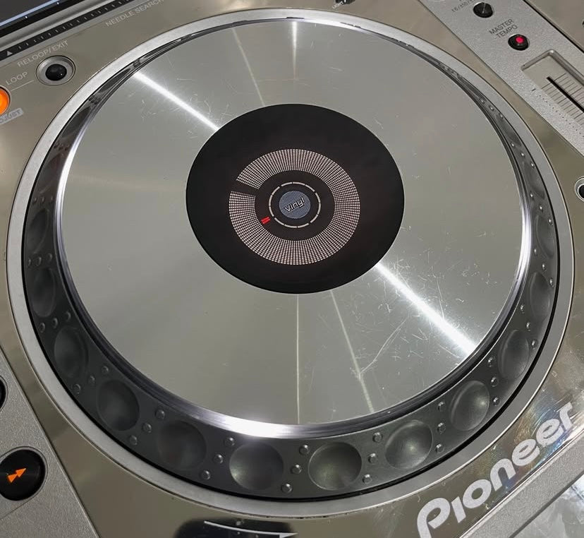 Pioneer CDJ-2000 Nexus Limited Silver Pair + DJM-900 Nexus Limited Silver