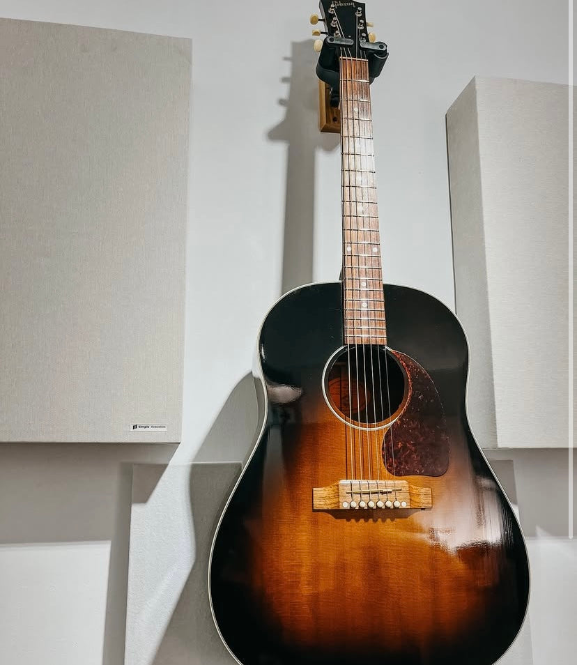 2001 Gibson J-45 Standard – Vintage Sunburst acoustic guitar