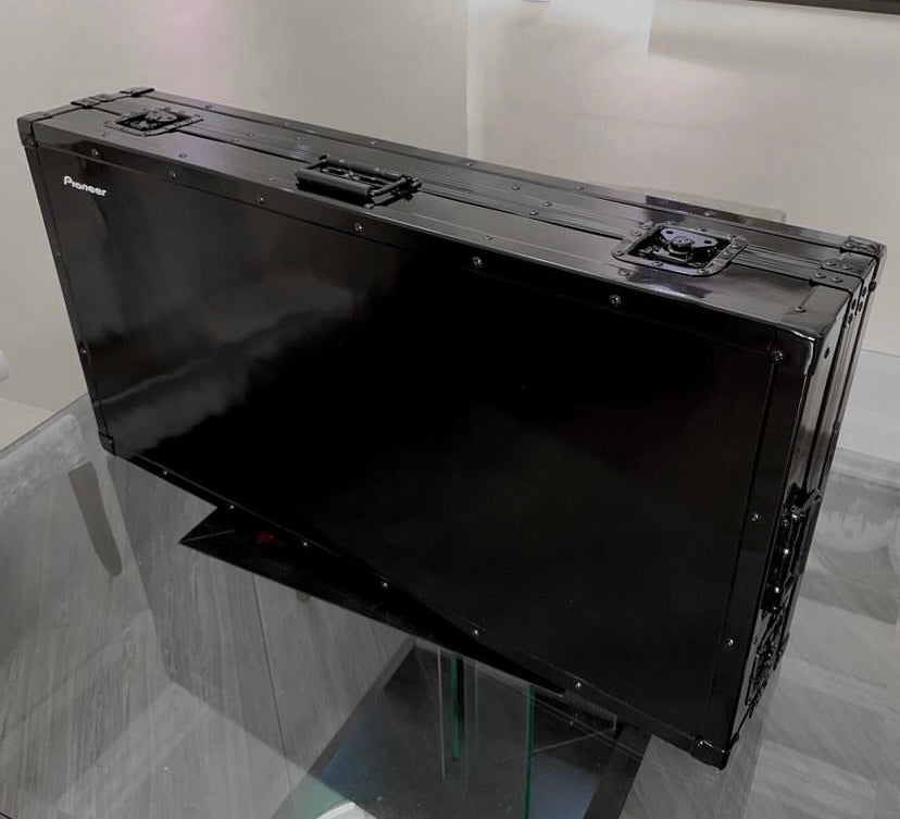 Pioneer XDJ-RX3 DJ set + flightcase rekord box license