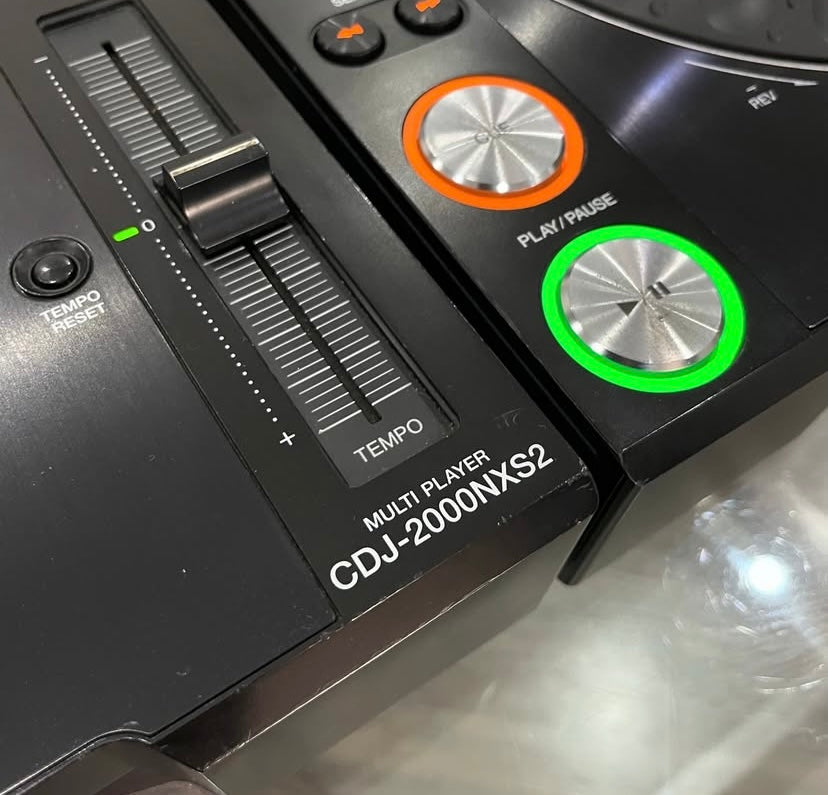 Pioneer CDJ-2000NXS2 Pair
