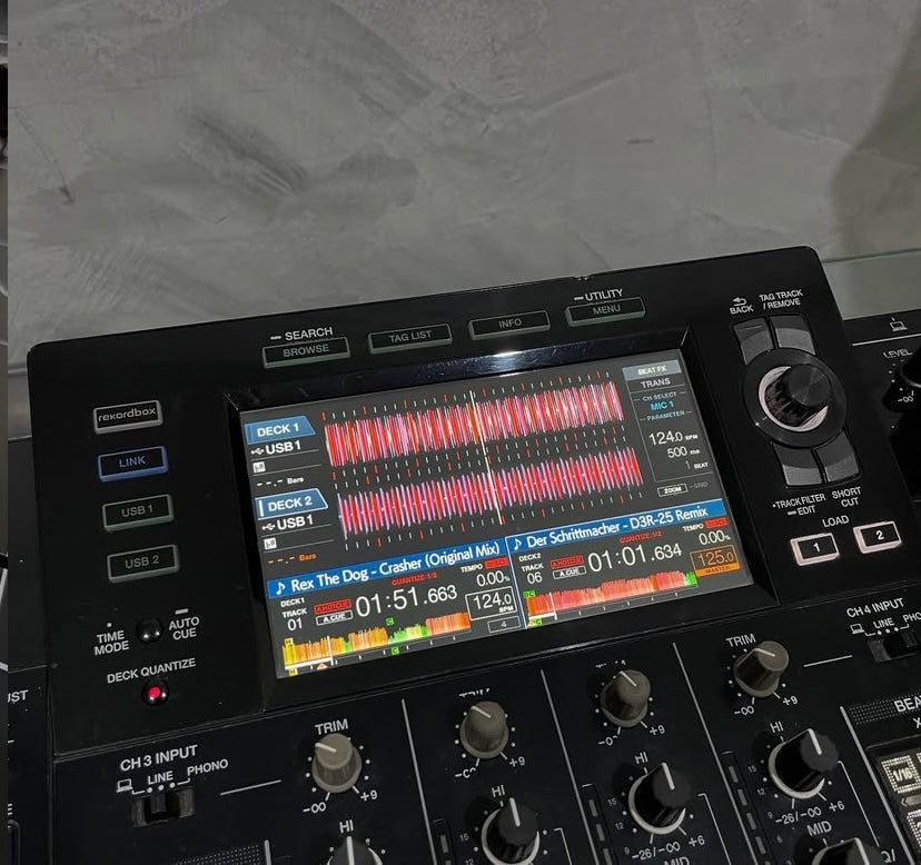 Pioneer XDJ-XZ DJ SET + flightcase & rekord box license